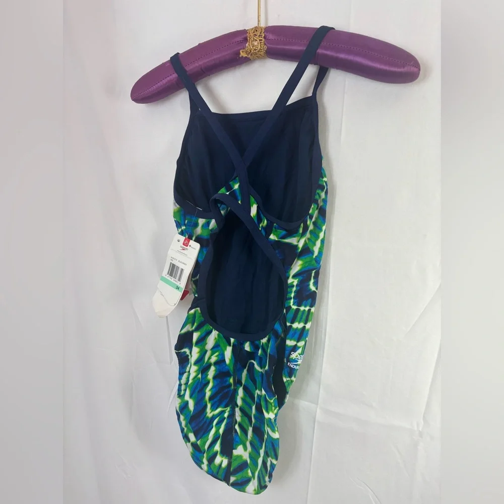 Speedo nwt fly